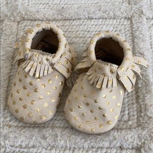 freshly picked gold polka dot Moccasins